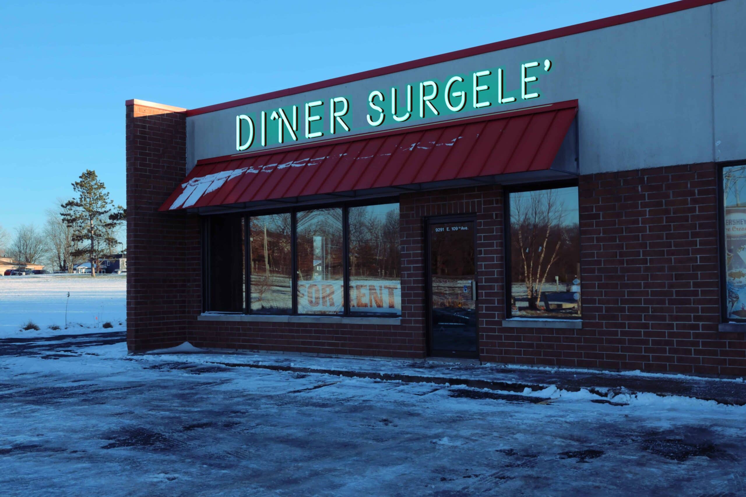New Frozen Food Restaurant (Dîner Surgelé) in Hobart Indiana